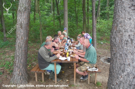 na brigádě na myslivecké chatě 14.7.2012