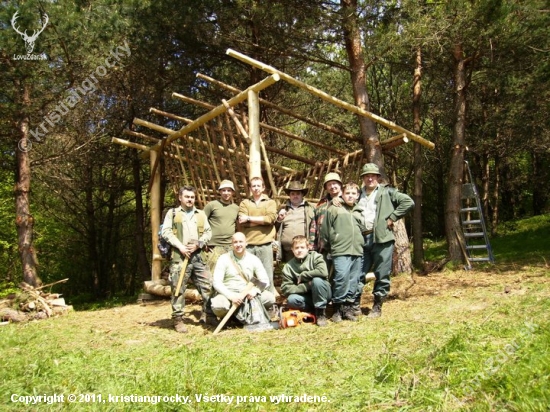 Zásobníkový krmelec.