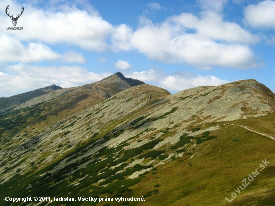 CESTA NA DUMBIER