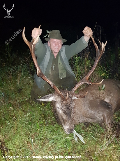 Pyšný otec a jeho poctivo vychodeny nepr. 18-torak GRATULUJEM