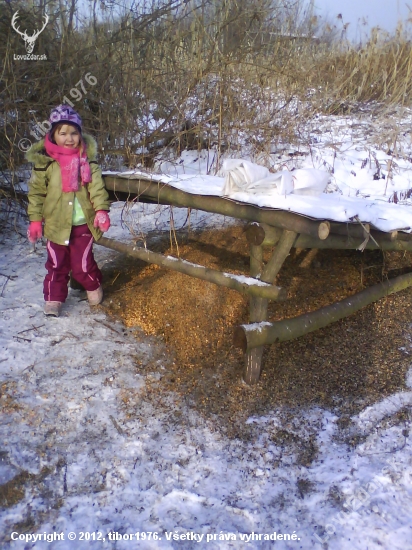 Zakrmovanie s dcérkou Bibkou.