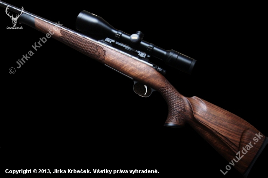 CZ 550 Ebony-úprava pažby+ozdobná řezba