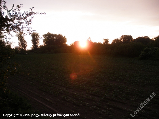 posedový západ nad Hronom