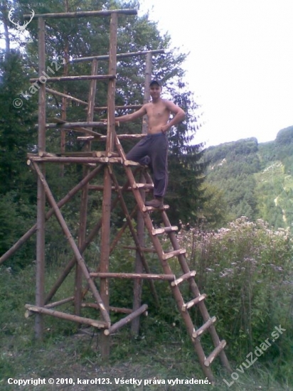 spomienka na leto, stavba posedu