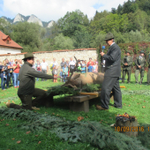 Pasovanie za lovca jeleňov pod Troma Korunami