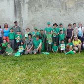 Společné foto Poštolek z Okresního kola soutěže O Zlatou srnčí trofej